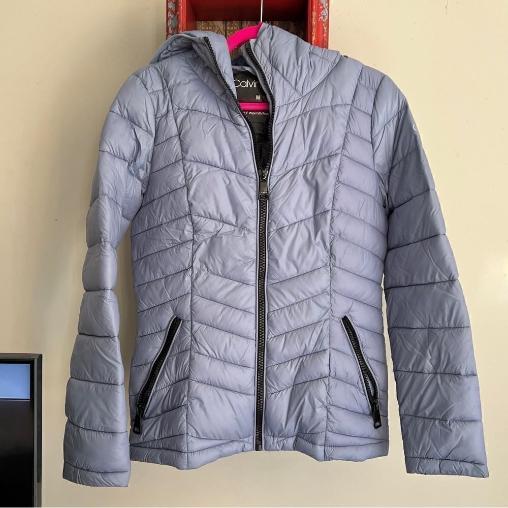 CK Calvin Klein Women's Hooded Packable Puffer
Coat | Size Medium